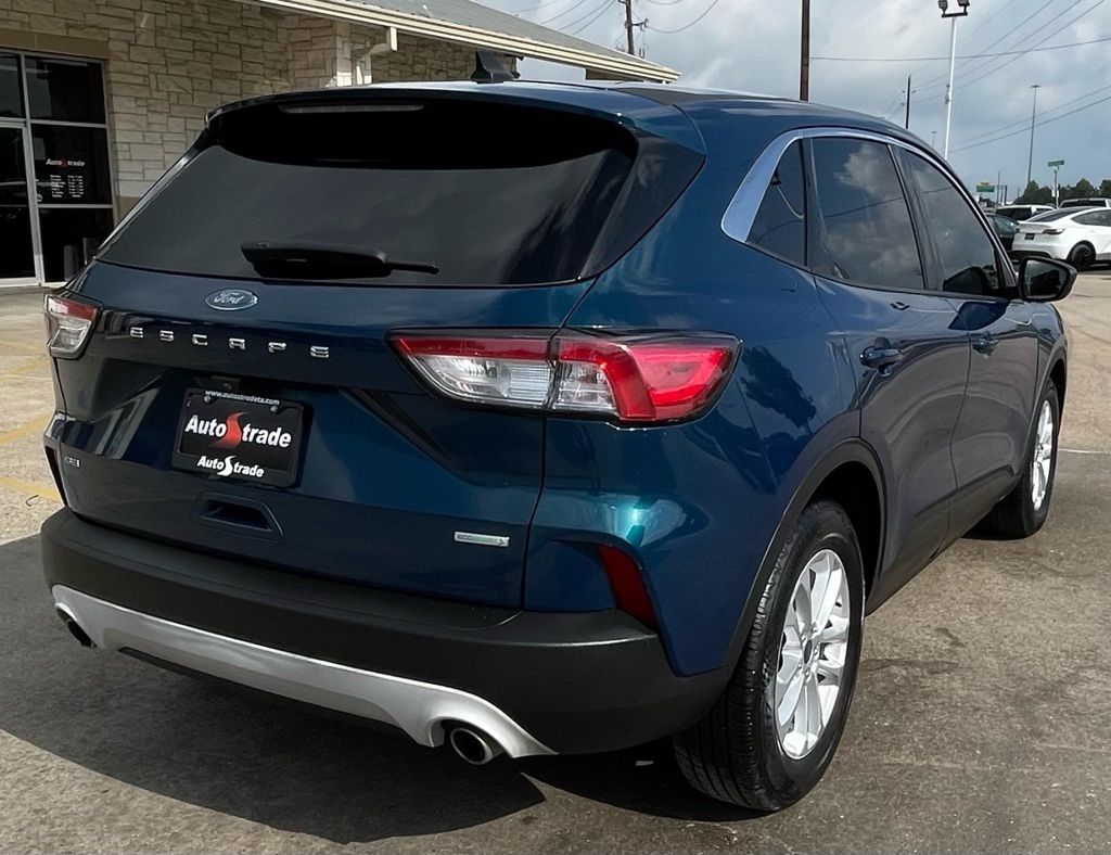 2020 Ford Escape SE Green at DeMontrond Ford