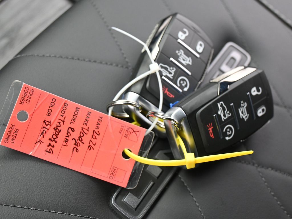 New 2026 Diamond Black Crystal Pearlcoat Ram Limited image 24