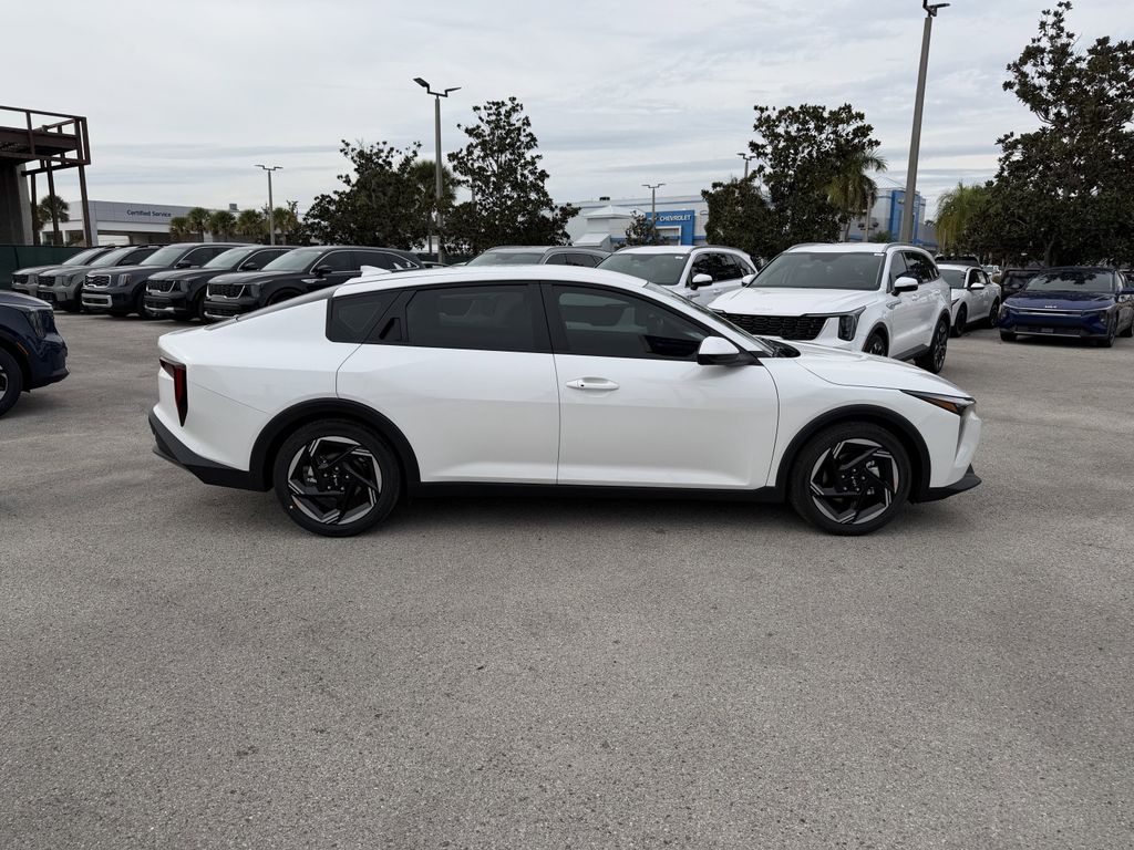 new 2025 Kia K4 car, priced at $22,292