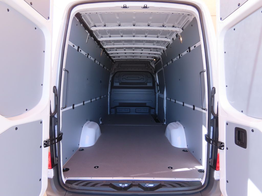 Thumbnail: 2026 Mercedes-Benz Sprinter - 27