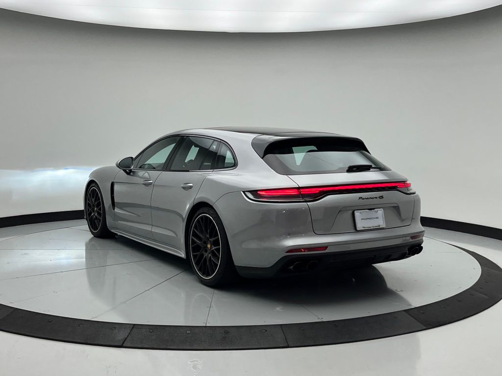 Thumbnail: 2023 Porsche Panamera - 7