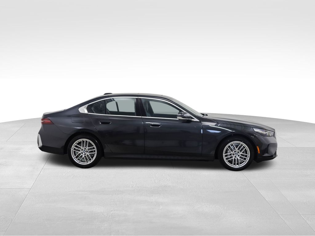 2024 BMW 5 Series 530i xDrive 6