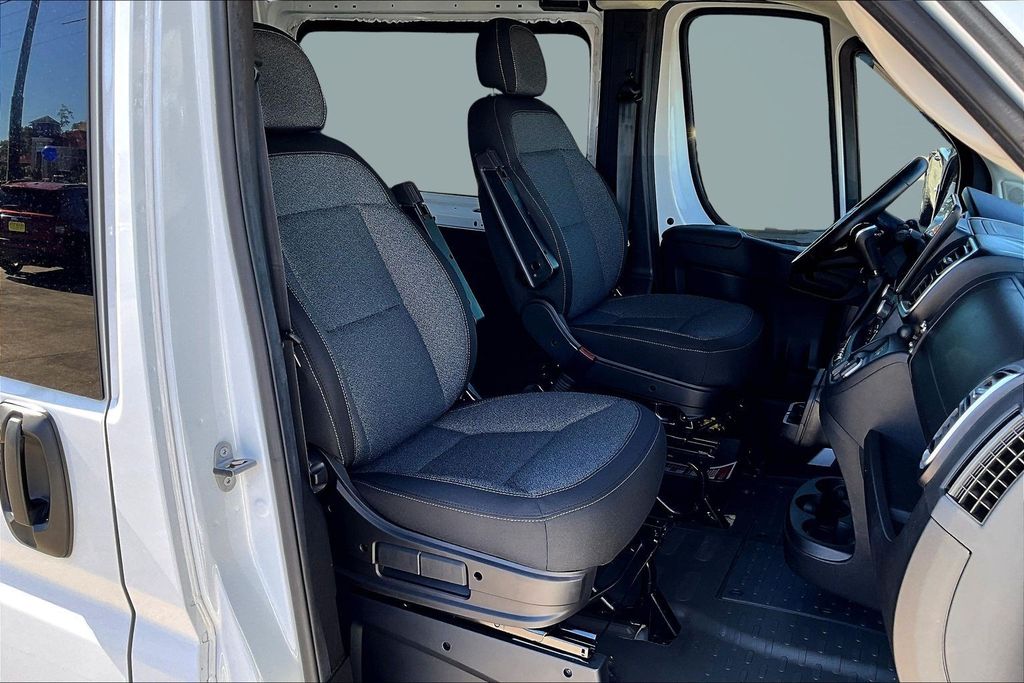 2024 Ram ProMaster 2500 Window Van High Roof - 6
