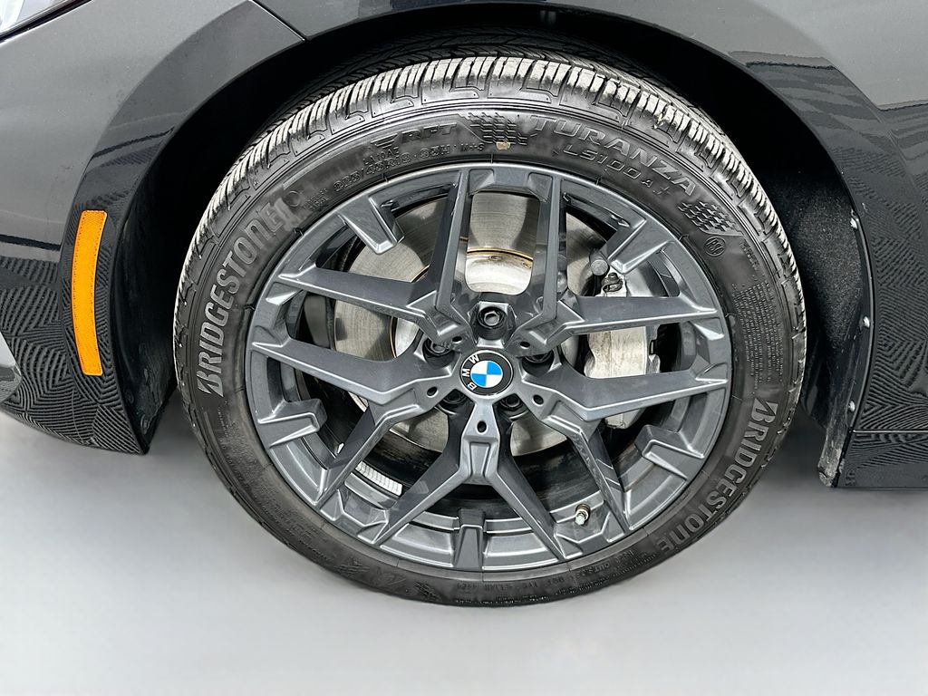 Thumbnail: 2025 BMW 3 Series - 32