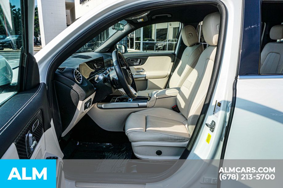 Used 2024 White Mercedes-Benz GLB 250 image 18