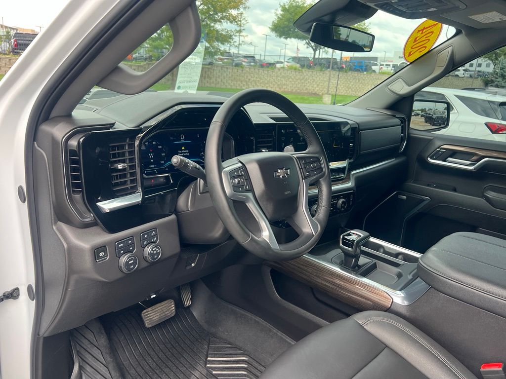 Used 2024 Chevrolet Silverado 1500 Truck
