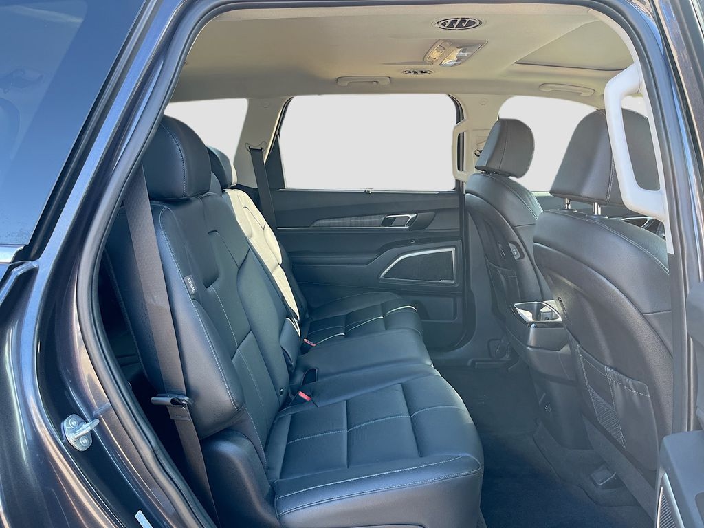 Used 2025 Gray Kia EX image 31
