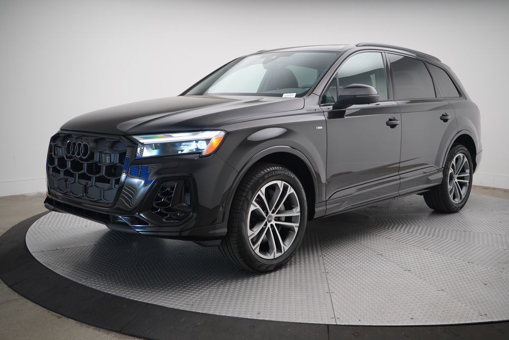 Thumbnail: 2026 Audi Q7 - 1