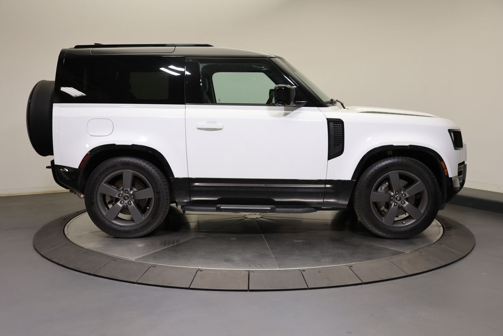 Thumbnail: 2025 Land Rover Defender - 6