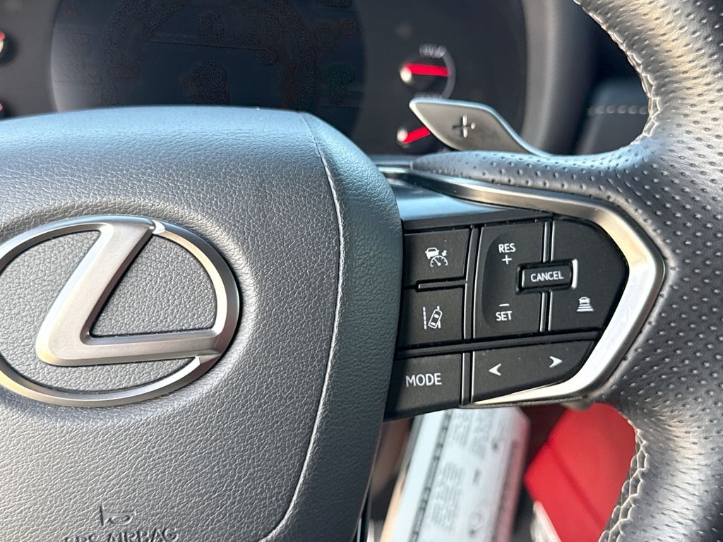 Thumbnail: 2023 Lexus LX - 27