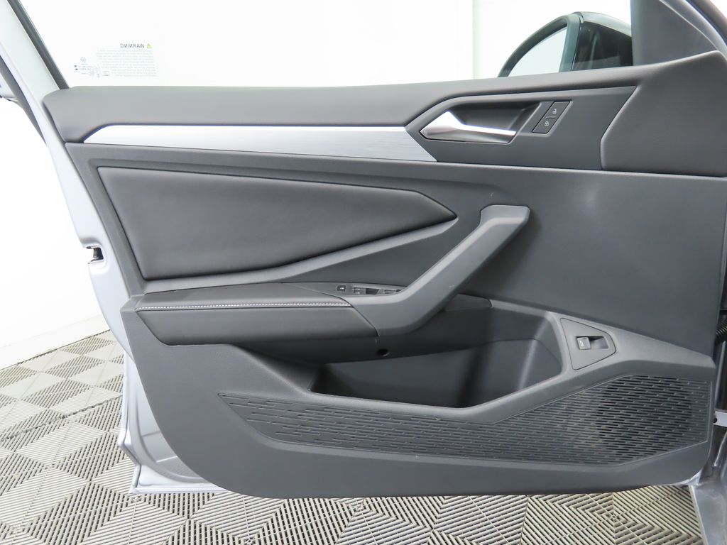 Thumbnail: 2026 Volkswagen Jetta - 24