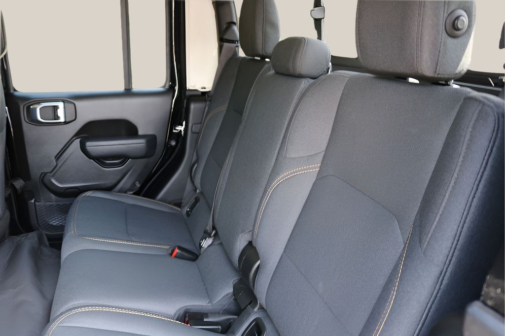 Used Car 2024 Jeep Gladiator  Sport For Sale Under $40,000 In Austin, Texas