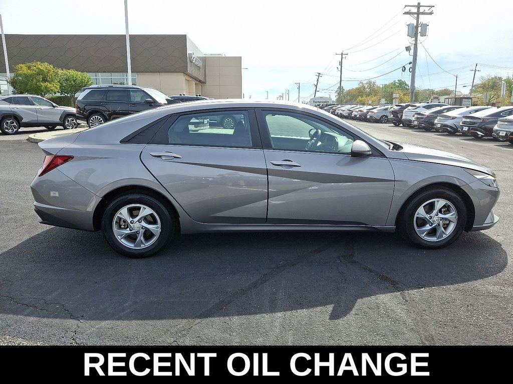 Thumbnail: 2023 Hyundai Elantra - 8