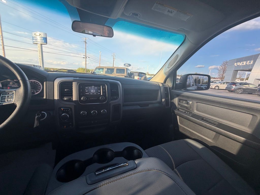 2017 Ram 1500 Express - 11