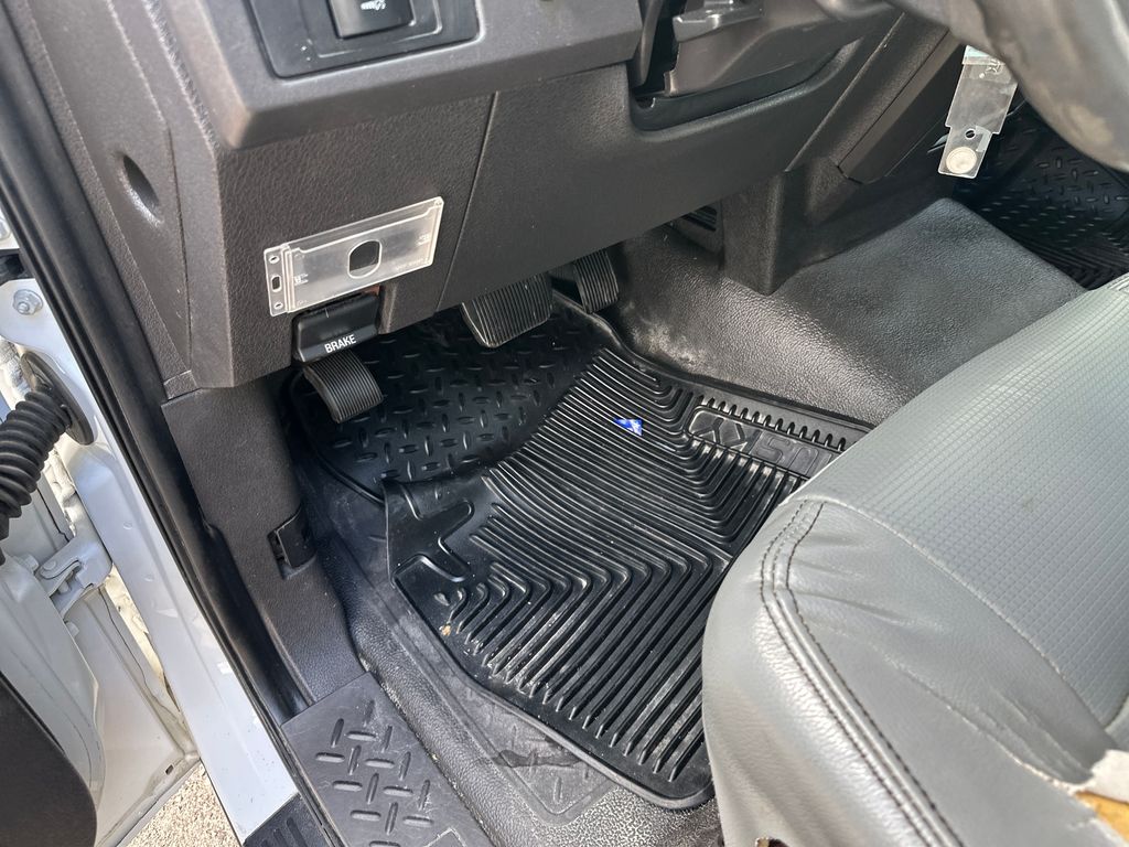 Used Car 2013 Ford F-150  Xl For Sale Under $12,000 In Austin, Texas