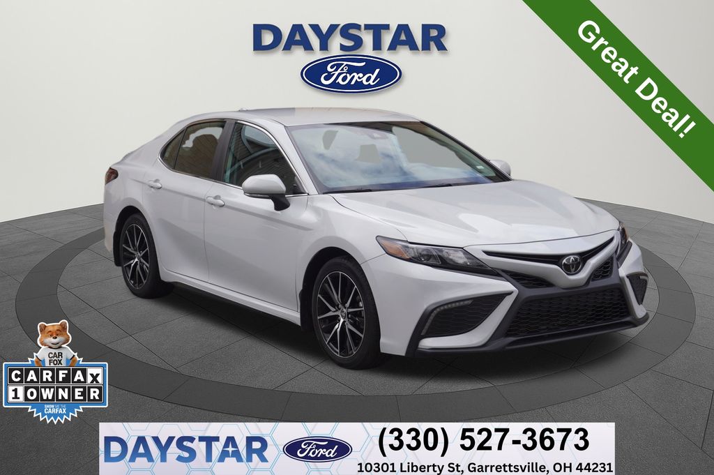 Ice 2024 Toyota Camry SE FWD Sedan Front-Wheel Drive 8-Speed Automatic