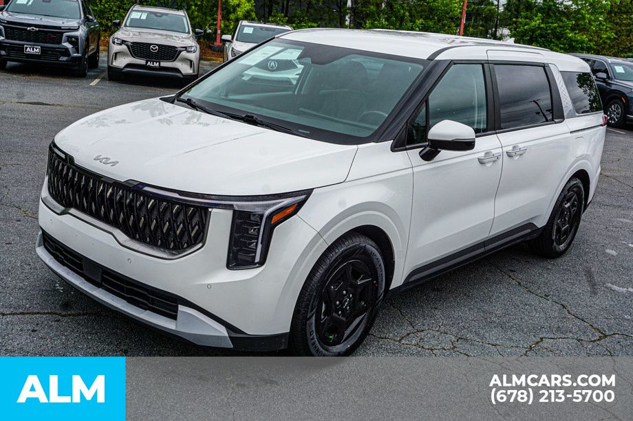 Used 2025 White Kia LXS image 15