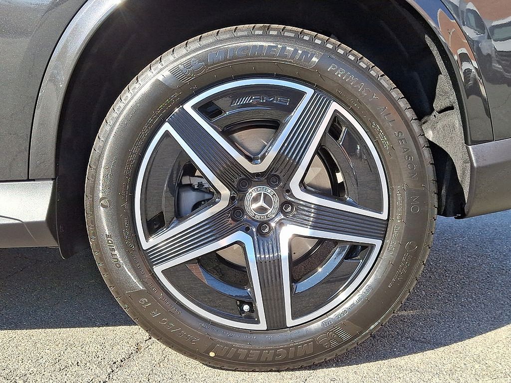 Thumbnail: 2025 Mercedes-Benz GLC - 5