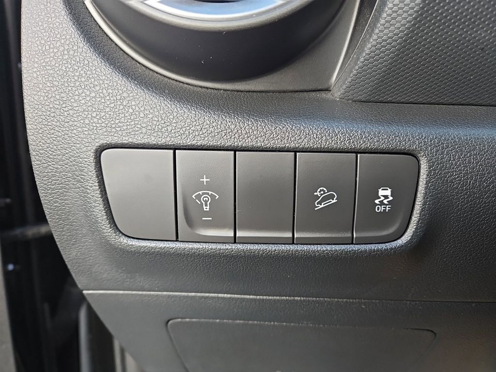Used 2022 Hyundai Kona For Sale in Fort Wayne, IN