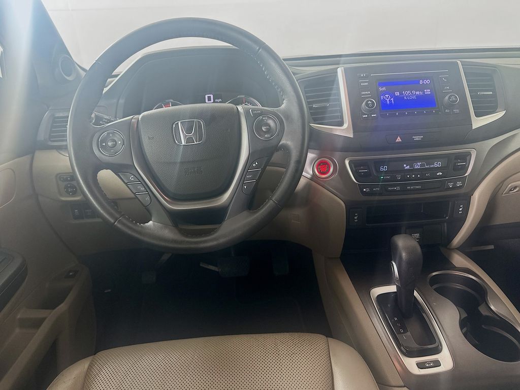 Thumbnail: 2017 Honda Ridgeline - 21