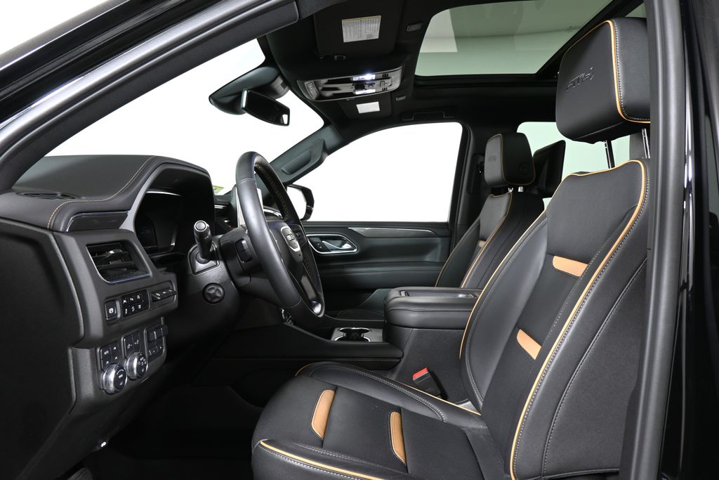 2024 GMC Yukon AT4 2