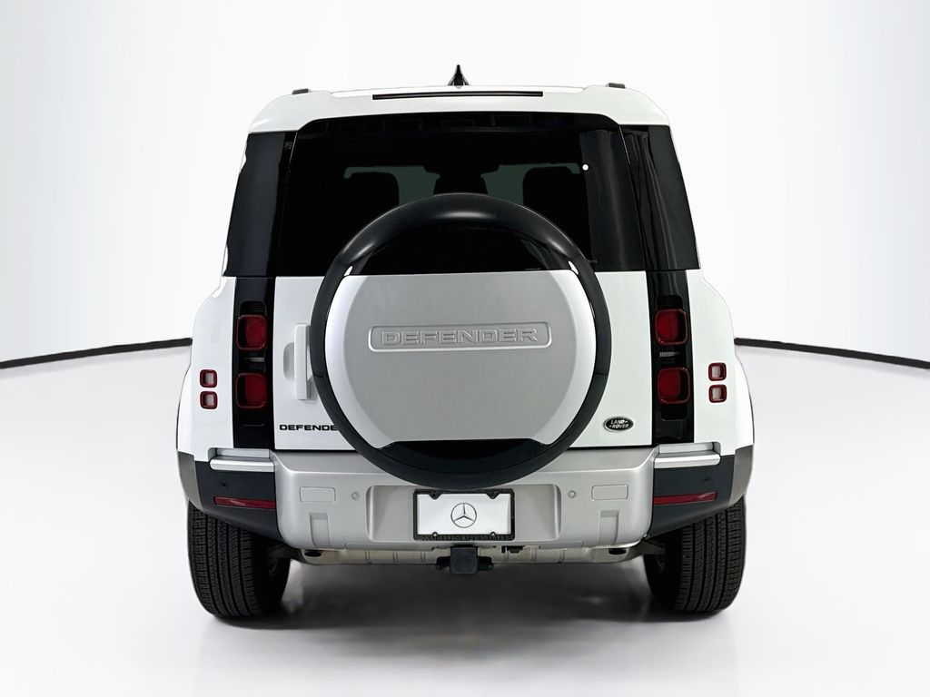 Thumbnail: 2023 Land Rover Defender - 6