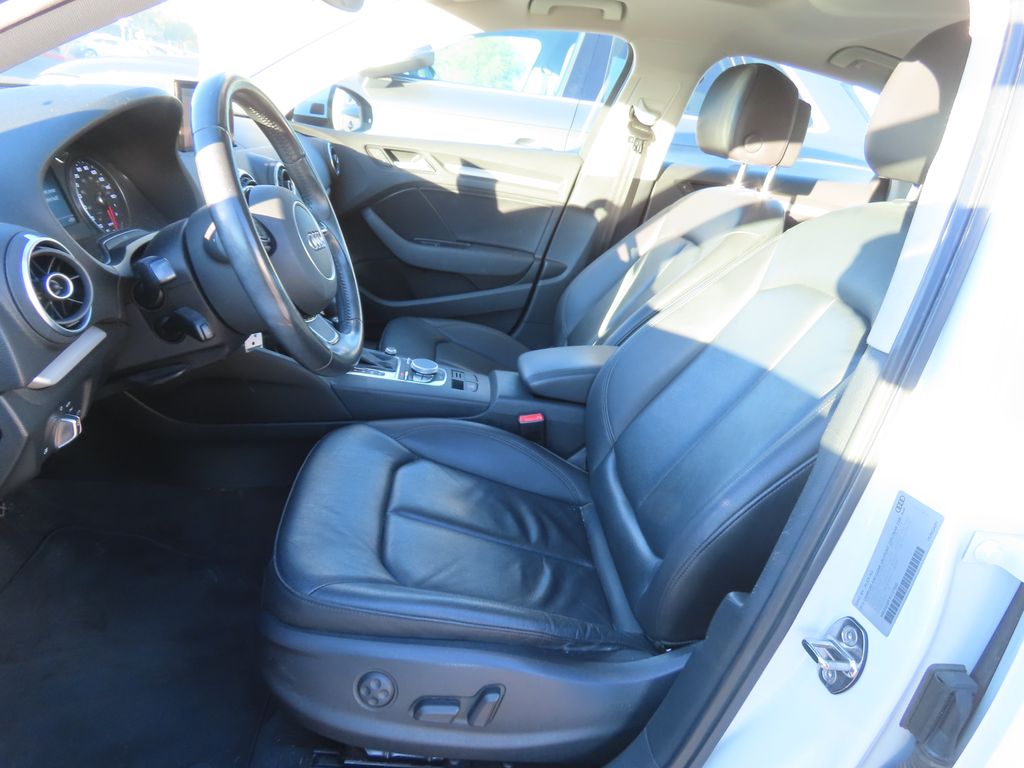 Thumbnail: 2015 Audi A3 - 10