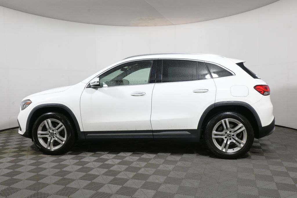 Thumbnail: 2021 Mercedes-Benz GLA - 2
