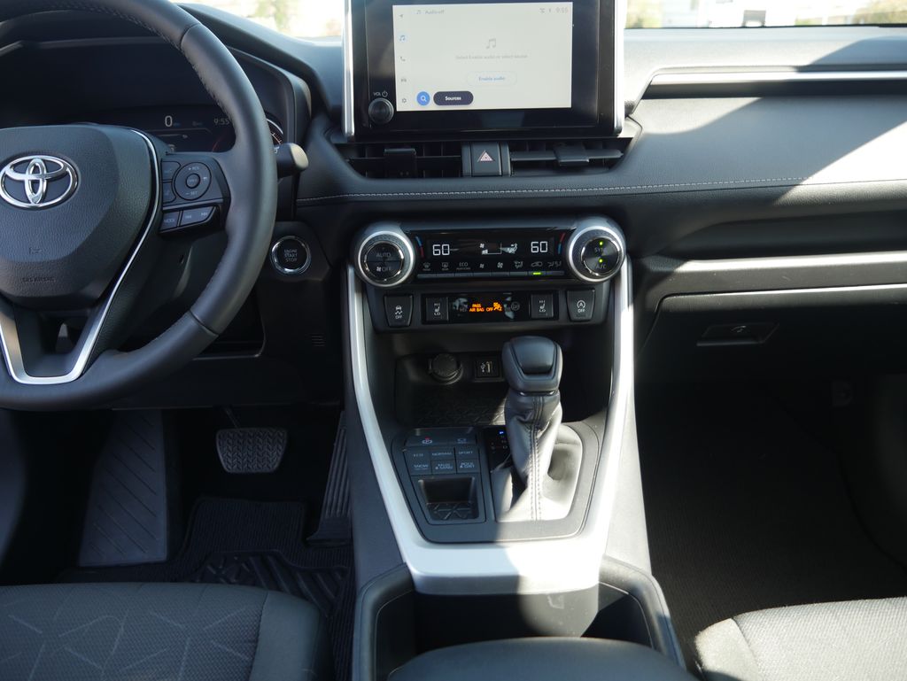 Thumbnail: 2025 Toyota RAV4 - 30