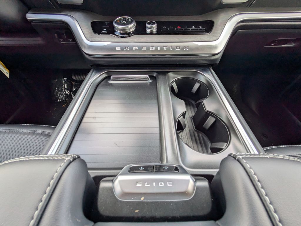 2026 Ford Expedition Max Platinum MAX