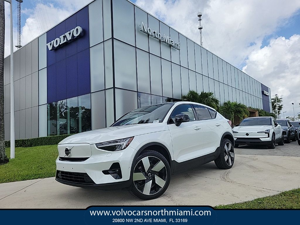 2023 Volvo C40 Recharge Pure Electric Twin Plus