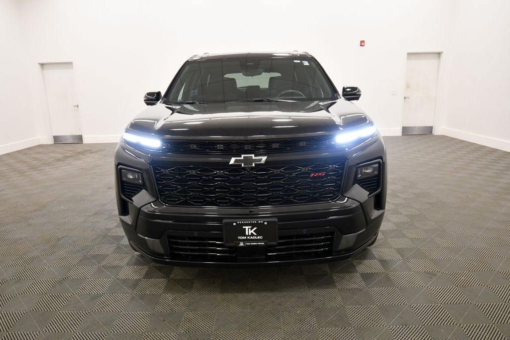 Used 2024 Chevrolet Traverse SUV