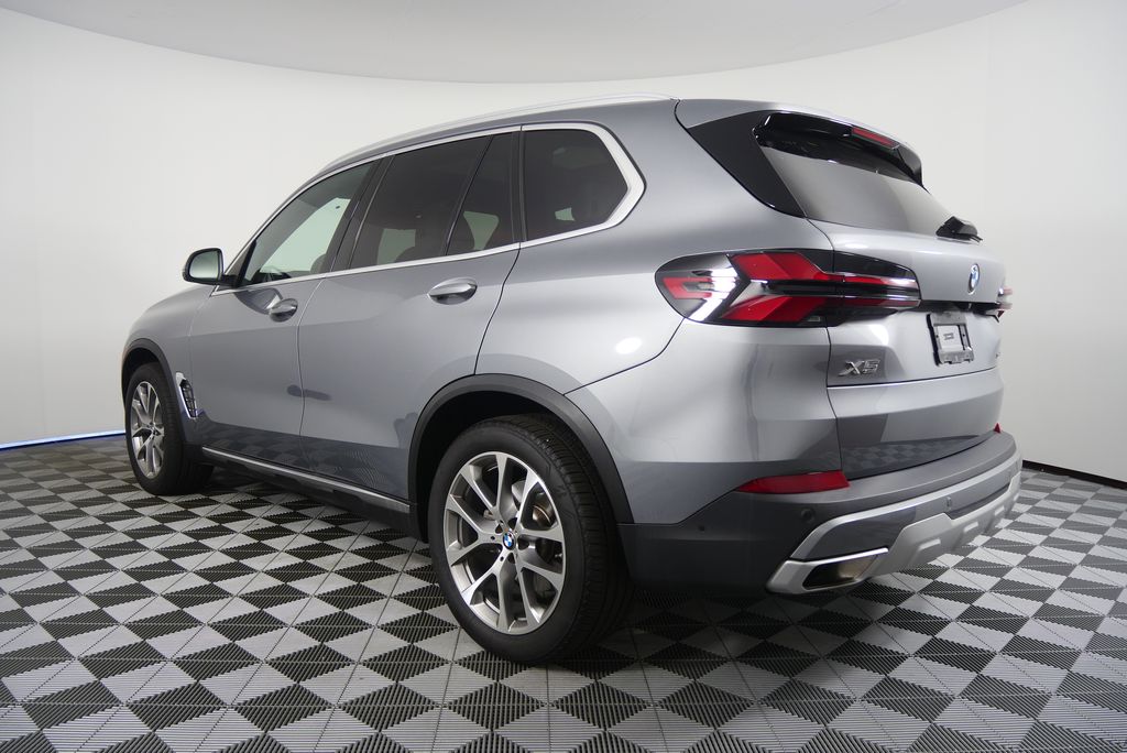 Thumbnail: 2025 BMW X5 - 5