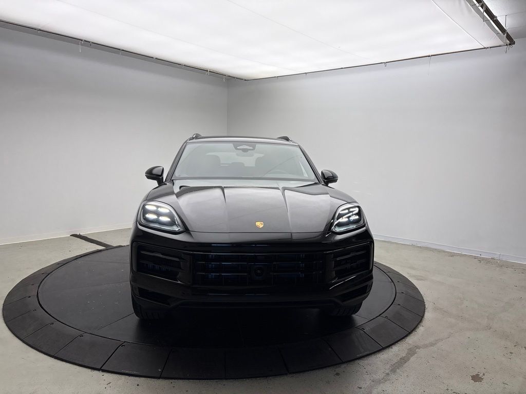 Thumbnail: 2026 Porsche Cayenne - 10