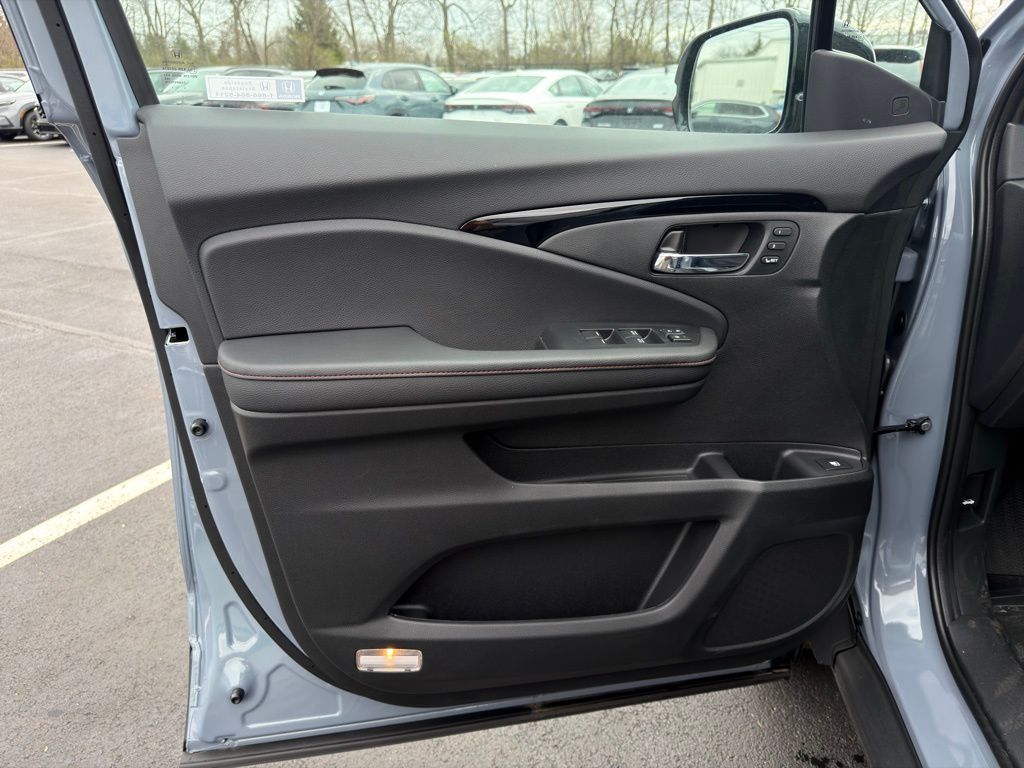 Thumbnail: 2026 Honda Ridgeline - 18