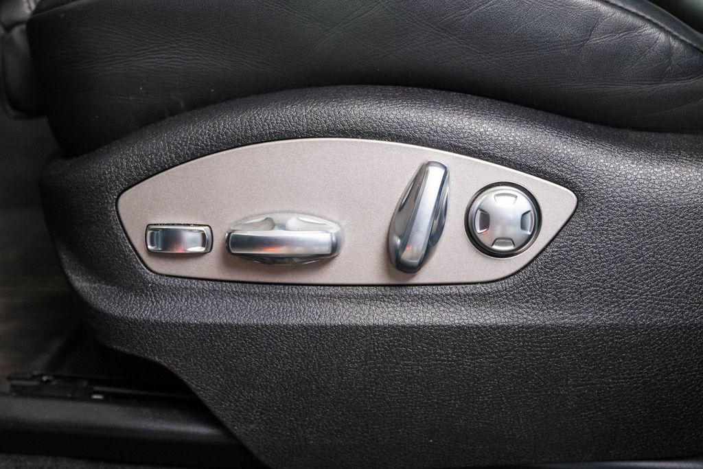 Used 2026 Porsche Macan SUV