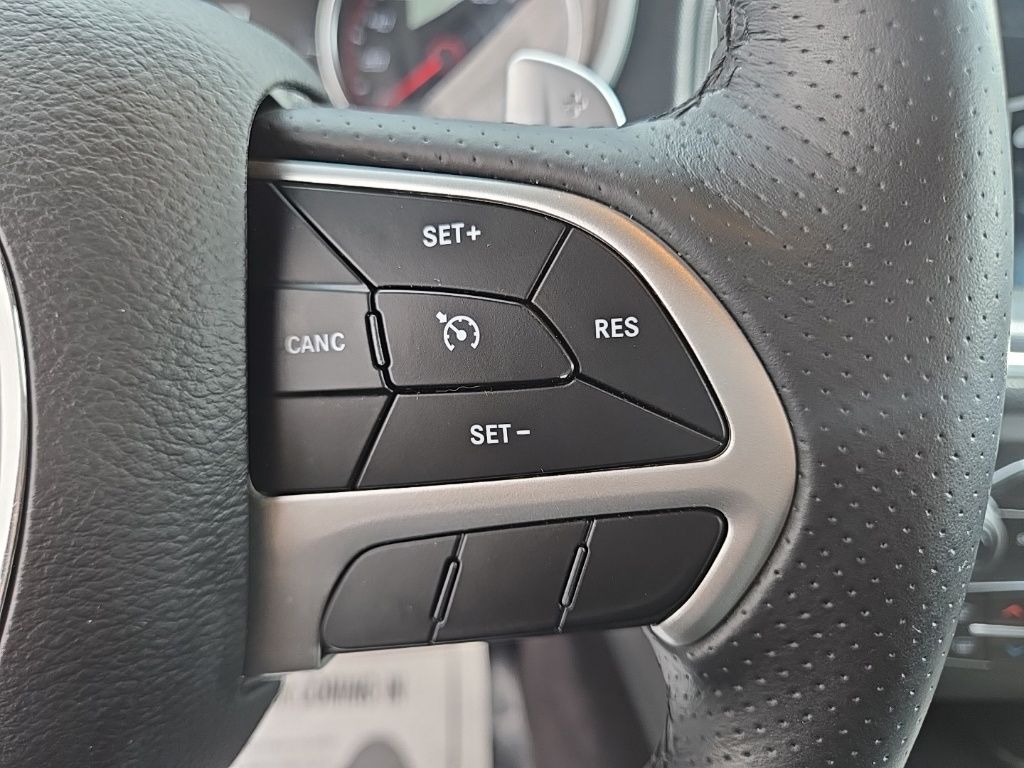 Used 2018 Silver Dodge R/T image 22