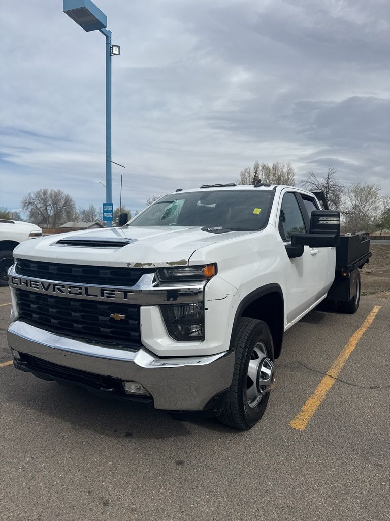 Summit White 2022 Chevrolet Silverado 3500HD LT Crew Cab LB 4WD Pickup Truck Four-Wheel Drive Automatic