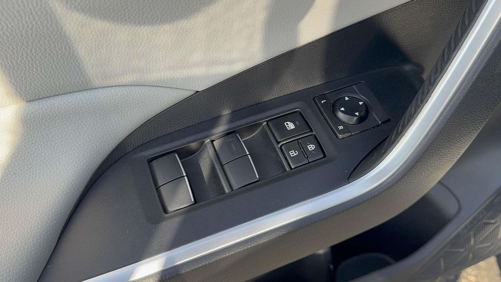 Used 2019 Toyota RAV4 SUV