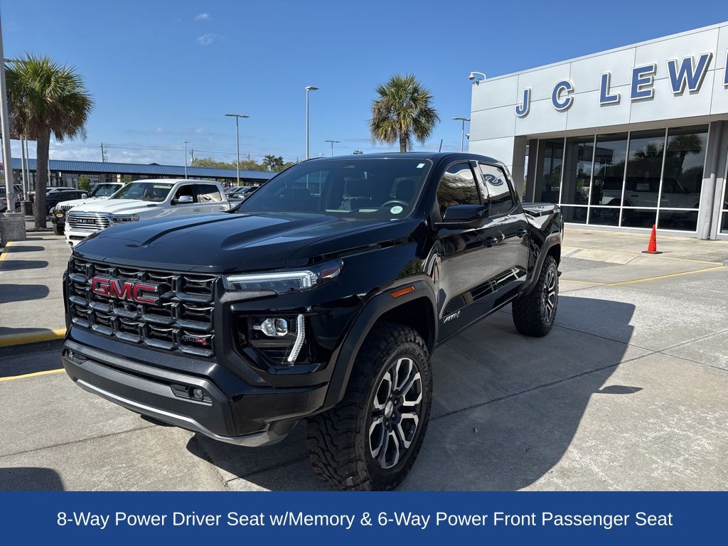 2024 GMC Canyon 4WD AT4