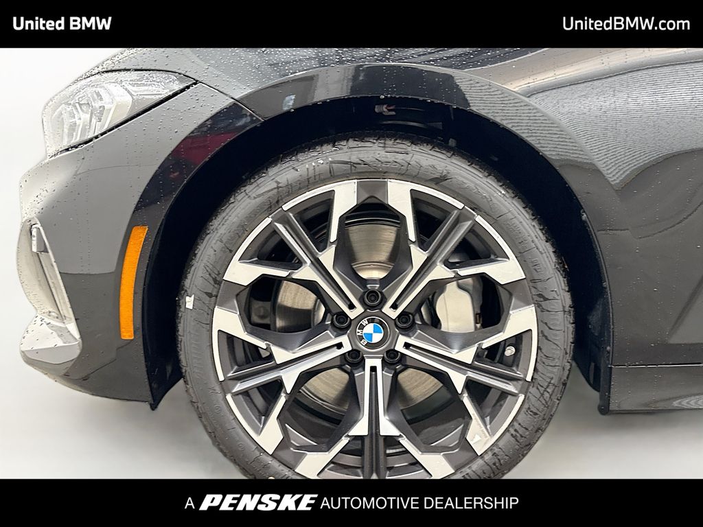 Thumbnail: 2026 BMW 3 Series - 2