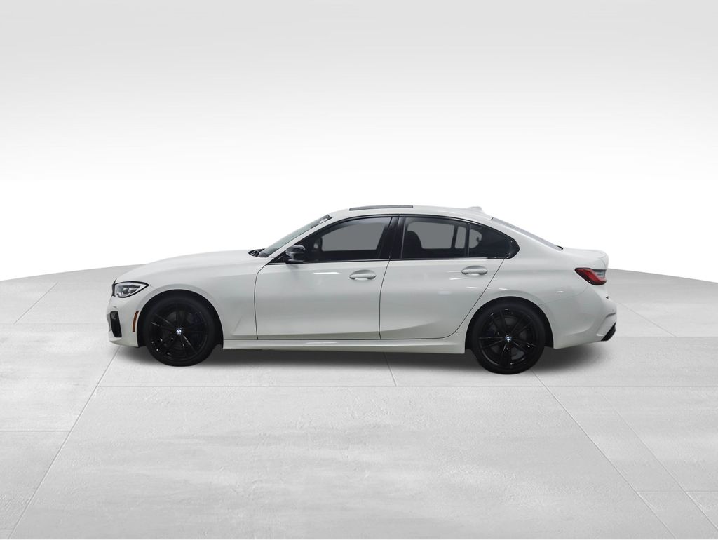 Thumbnail: 2021 BMW 3 Series - 2