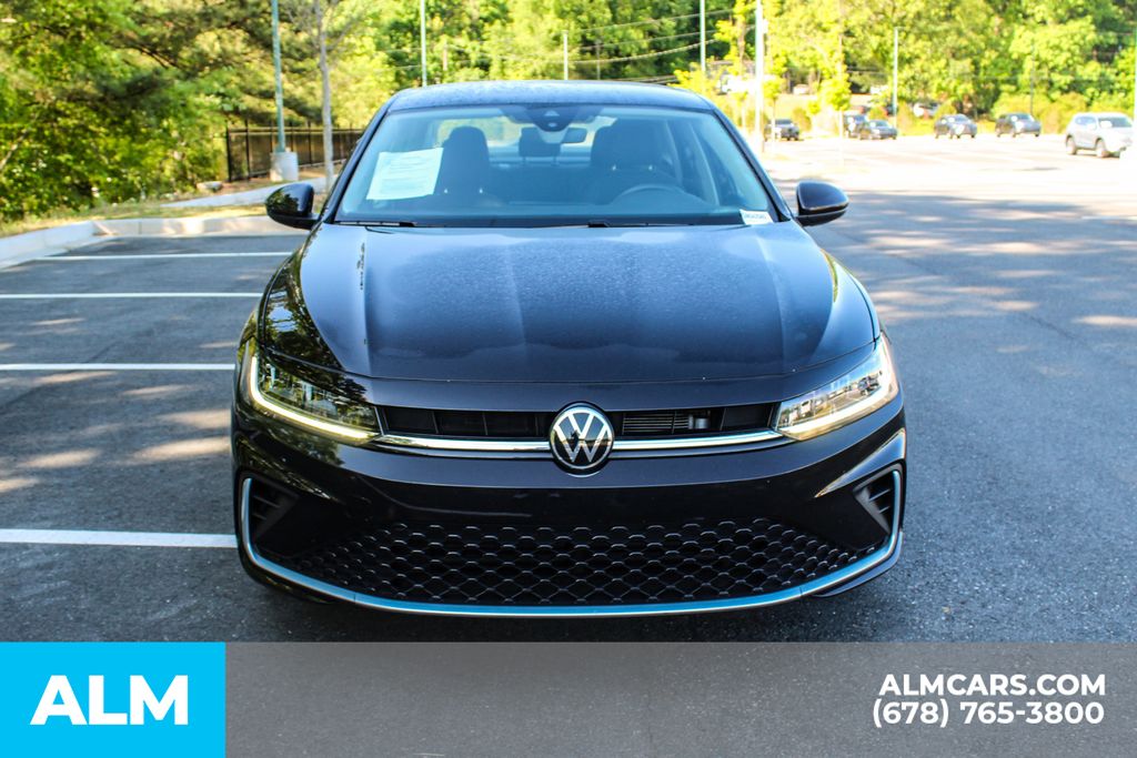 Used 2025 Black Volkswagen 1.5T S image 10