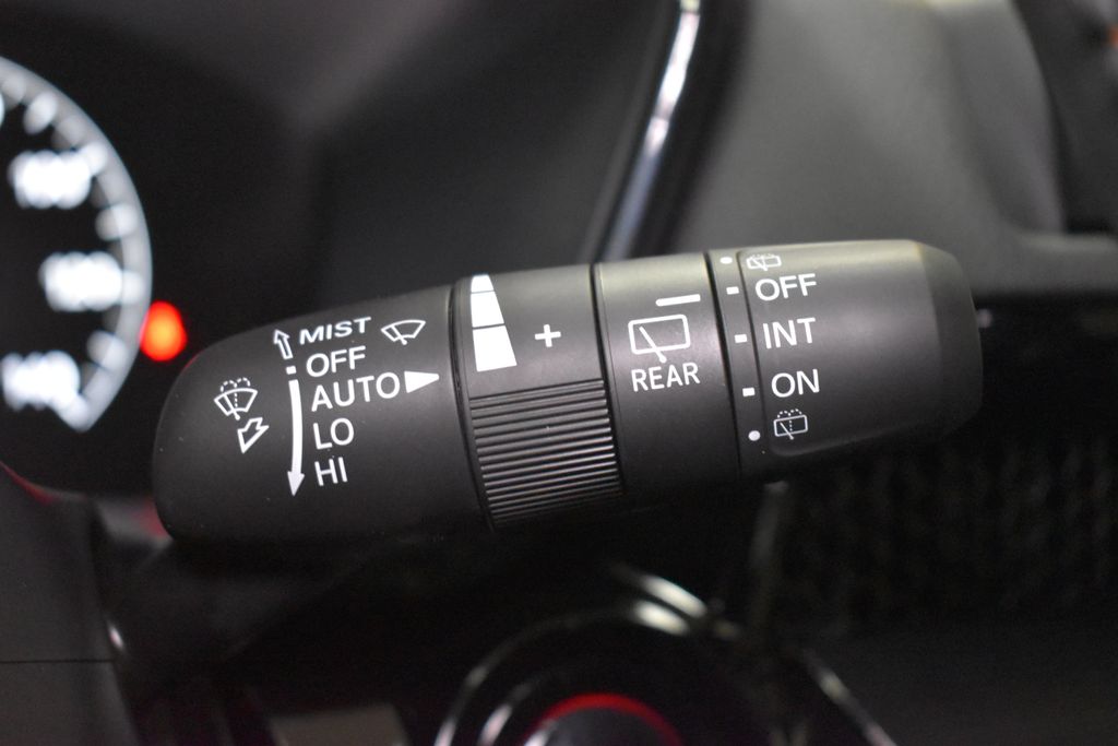 2025 Honda CR-V Sport Touring 18