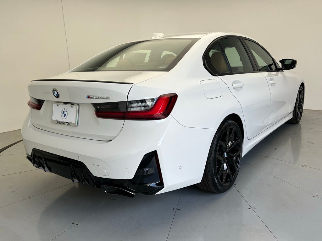 2025 BMW 3 Series M340i 3