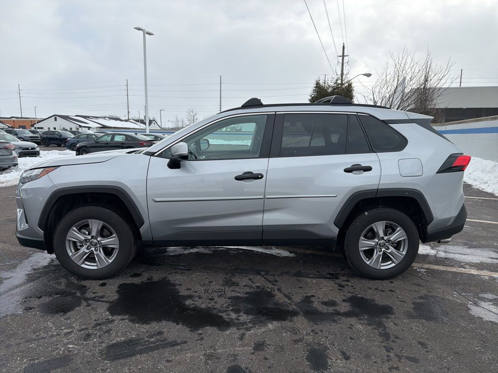 Thumbnail: 2025 Toyota RAV4 - 2