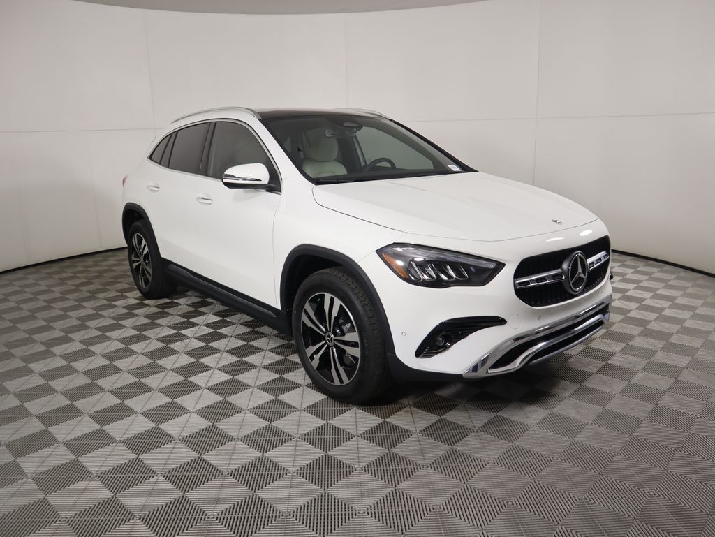 Thumbnail: 2026 Mercedes-Benz GLA - 3