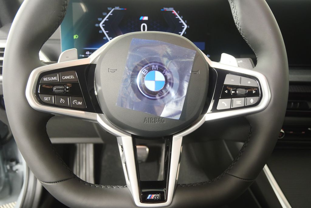 Thumbnail: 2026 BMW 3 Series - 19