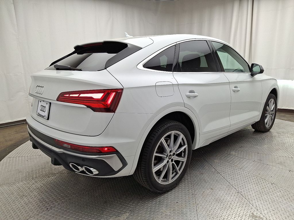 2022 Audi SQ5 Premium Plus 4