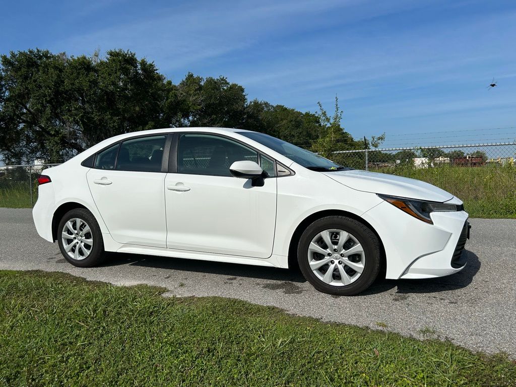 Thumbnail: 2023 Toyota Corolla - 7